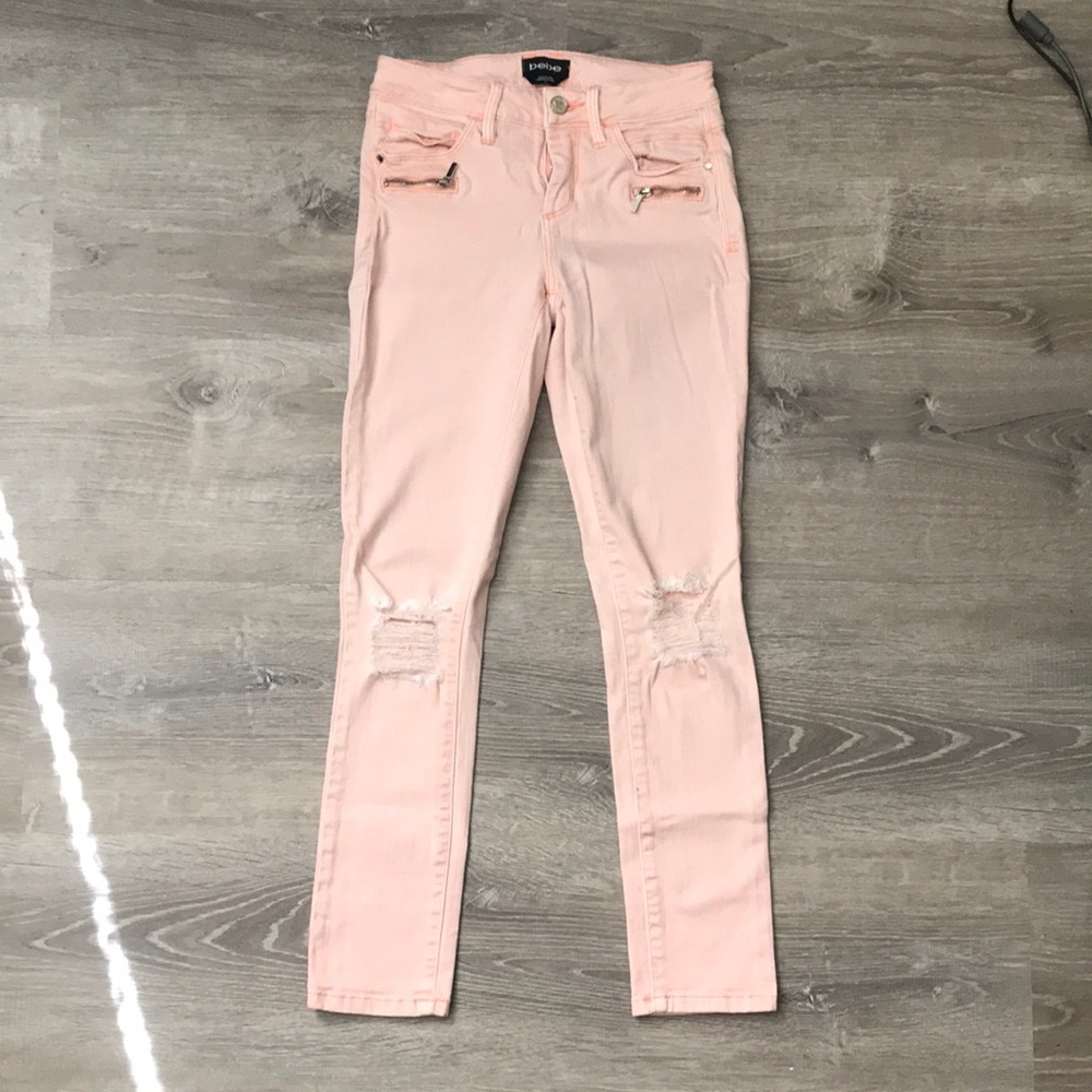 Women’s size 25 light pink bebe skinny jeans